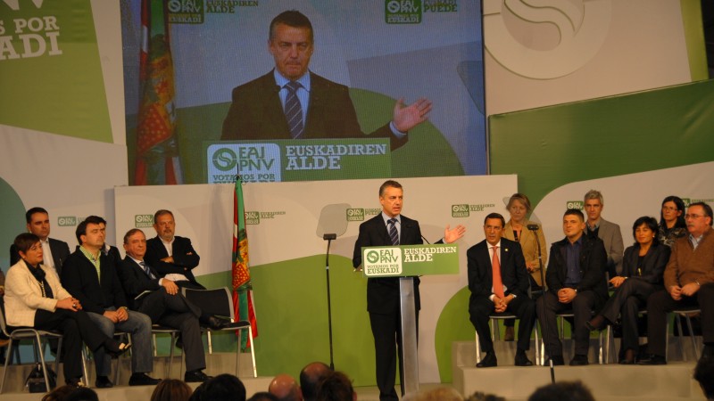 2011-11-09 Ekitaldi politikoa Basaurin