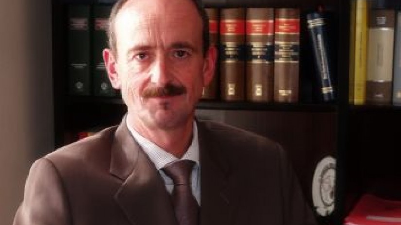 Alberto Ruiz de Azua: Tengo claro que este merecido homenaje se va a hacer a quien lo ha aceptado»