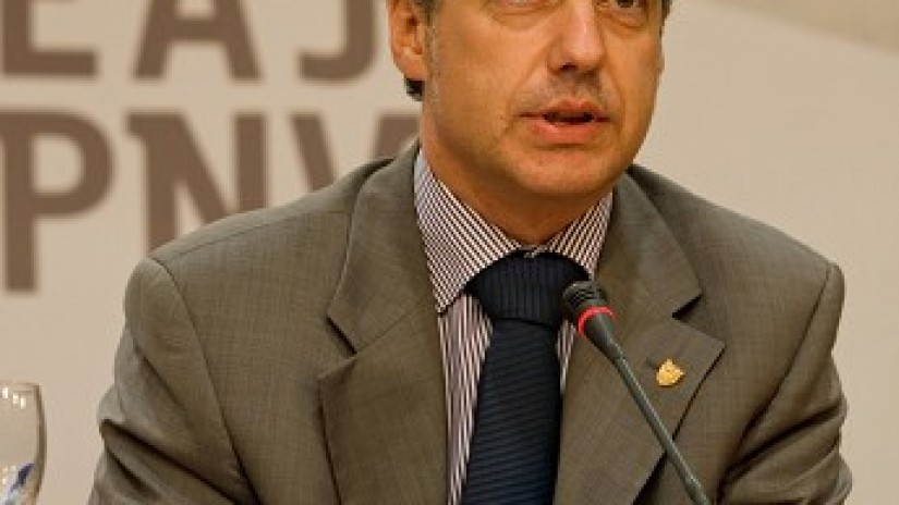 Urkullu: “Ibarretxeri ezetz esaten badiote, akordioa lortzeko ahaleginetan jardungo dugu, kontsulta egiteko ahaleginetan aritu baino areago