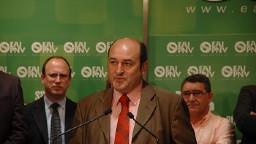 Ortuzar: “EAJk berriz ere erakutsi du Madrilen Euskadiren interesen alde egiten duela”