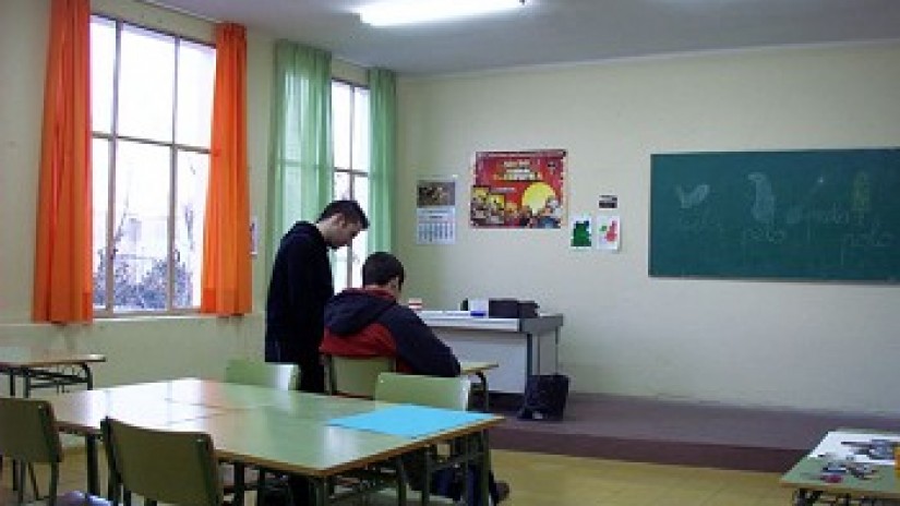Bilboko Udalak Neguko Eskolarekin aurre egin nahi dio eskola porrotari