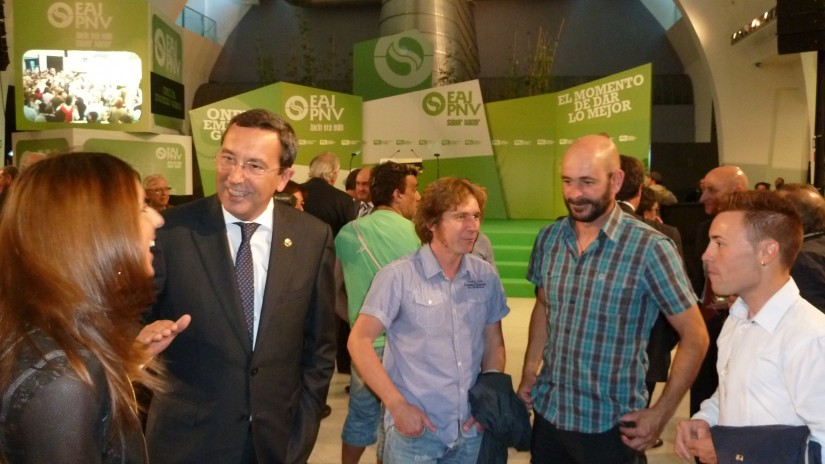 José Luis Bilbao: Esku guztiak behar ditugu traineru berean arraun egin eta itsaso zabalera irtetzeko