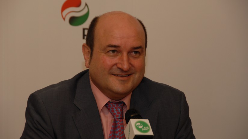 Ortuzarren ustetan PPk gehiago bilatzen du hauteskunde “putxerazoa”, biktimei zor zaien kalte ordaina baino