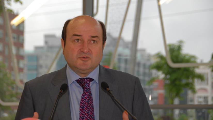 “EAJk ez du Gobernu formularik baztertzen