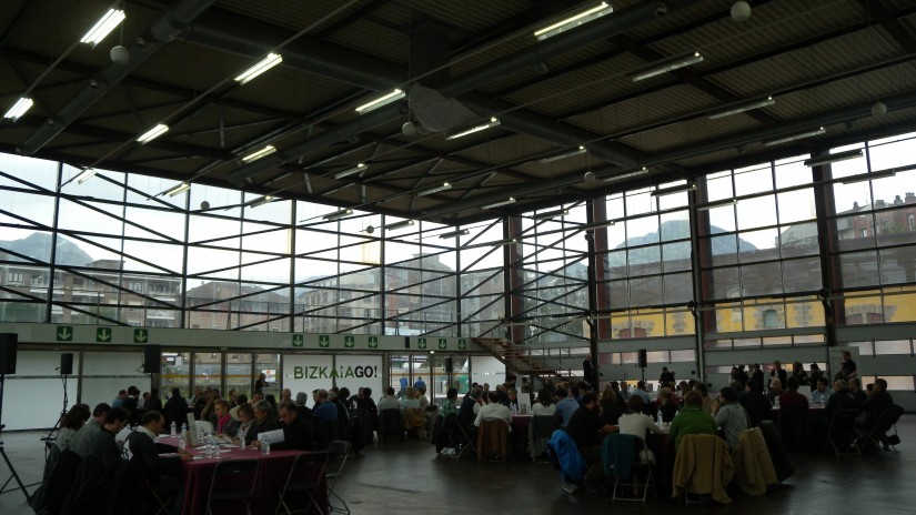 Durangaldeak herrialde osorako etorkizunera begira dituen proposamenak islatu ditu Durangon egin den BizkaiaGO! ekimenaren bileran