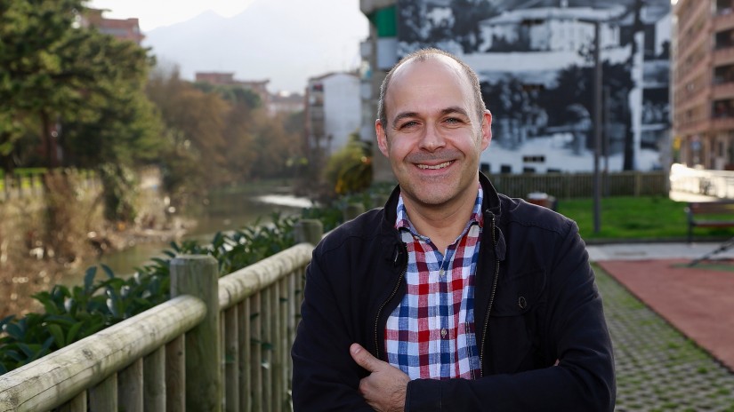 Iñaki Totorikaguena: “Iurreta herrigunea berriztatu behar dugu eta behin betiko konpondu behar dugu foru errepidearekin dugun arazoa”