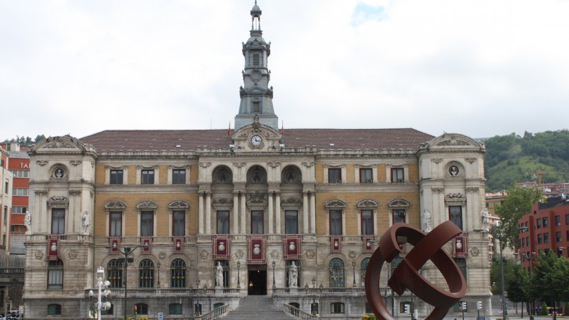 Bilbao constituye la comisión de Ética y Buen Gobierno con la incorporación de dos reconocidos expertos