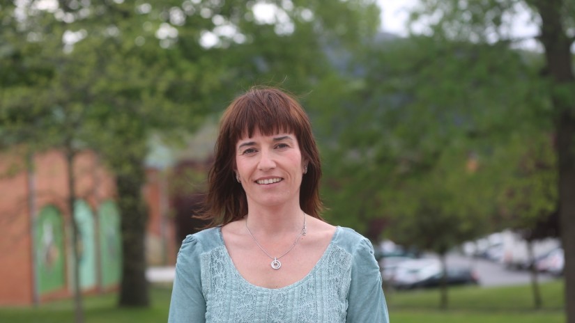 Esther Apraiz Fernández de la Peñak Derioko alderdikideen konfiantza berretsi du