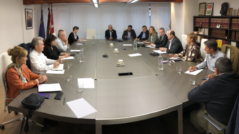El Euzkadi Buru Batzar de EAJ-PNV ha decidido votar afirmativamente a la moción de censura