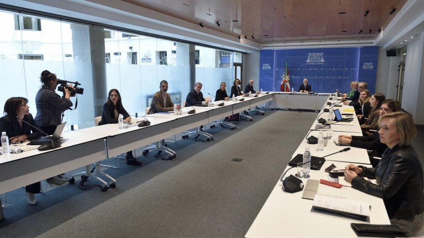 Iñigo Urkullu: “10 gaztetik 9 baino gehiagok euren etorkizun profesionala Euskadin garatu ahal dutela uste dute”