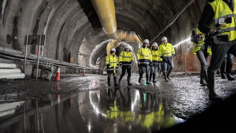 Metroaren 5. lineako obrak aurrera doaz Usansoloko tunelaren indusketarekin