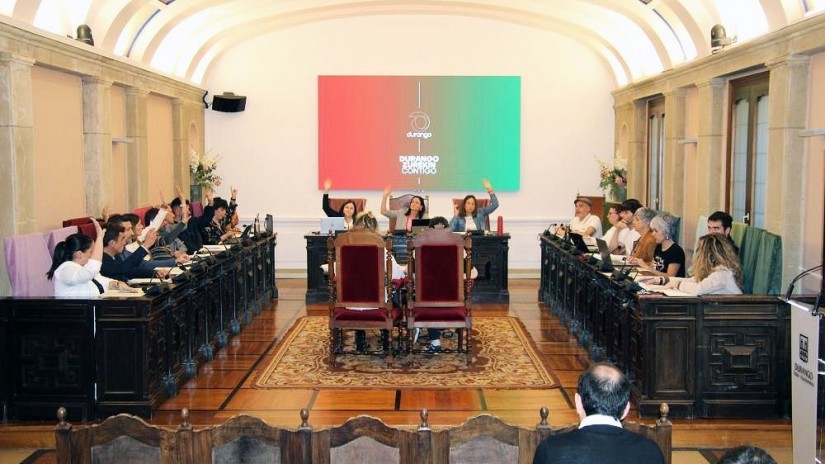 BBBk kezkagarritzat jo du Durangoko EH Bilduk udalerriko zinegotzi baten aurkako mehatxuak gaitzesteko adierazpen instituzionalari uko egitea