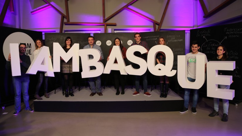 Aitor Estebanek euskal gazteria animatu du politikaren eta gizartearen parte aktibo izatera “zuek eraikiko duzue Euskadiren etorkizuna”