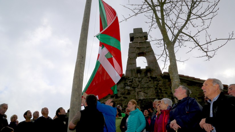 Ortuzar llama desde Bizkargi a celebrar el Aberri Eguna en una Euskadi “que va ensanchando el camino de la paz”