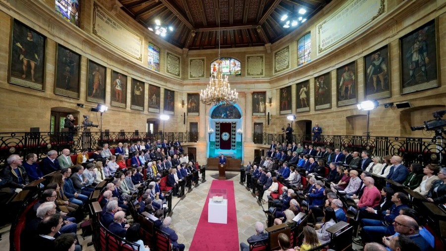 Euskal Erakundeek Autogobernuaren oinarri historikoa den Foru Berriaren V. mendeurrena ospatu dute Gernikan