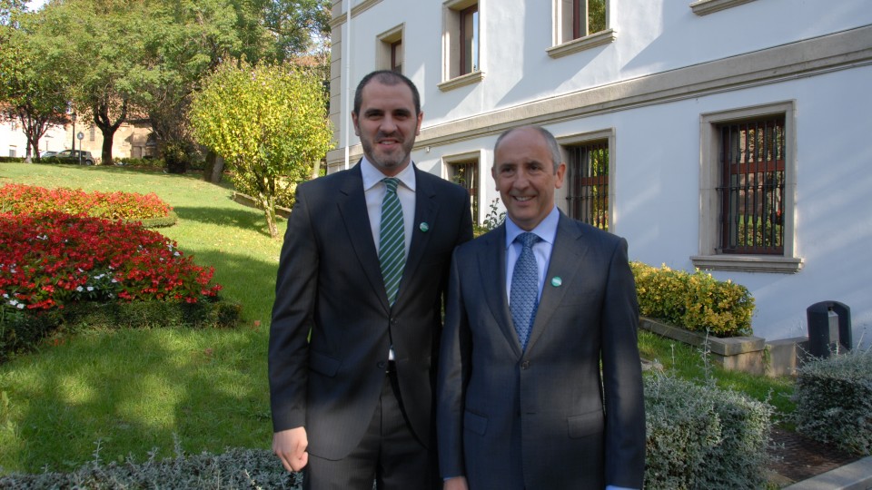 Josu Erkoreka junto a Josu Bergara en Sestao