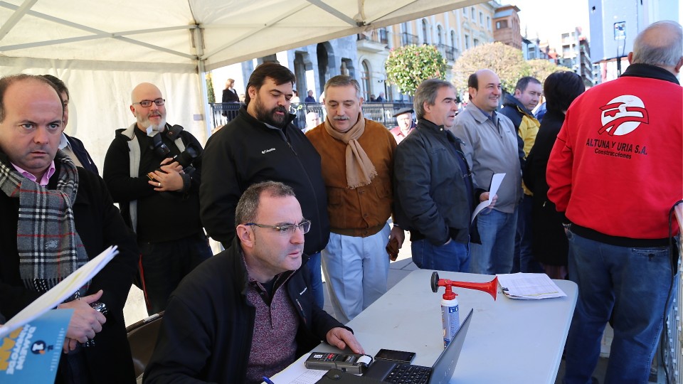 Andoni Ortuzar Fernando del Valleren Oroimenez 1. Traineruen Jaitsierako ekitaldian