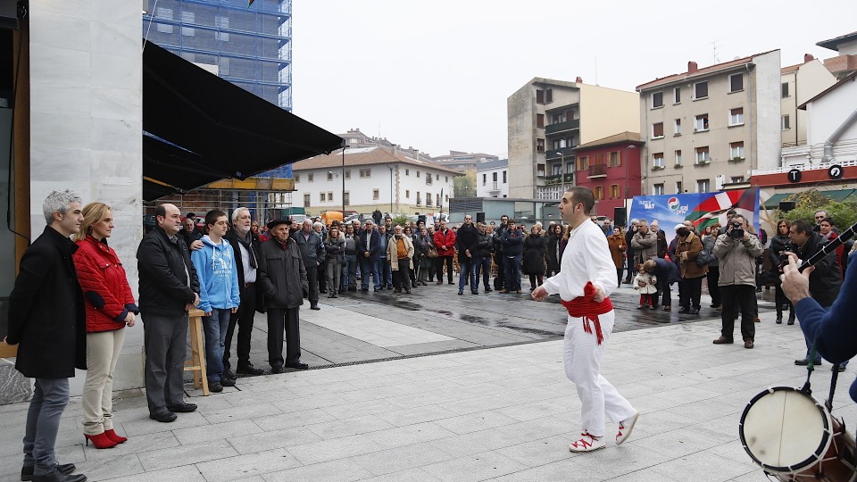 Galdakaoko batzokiaren inaugurazioa