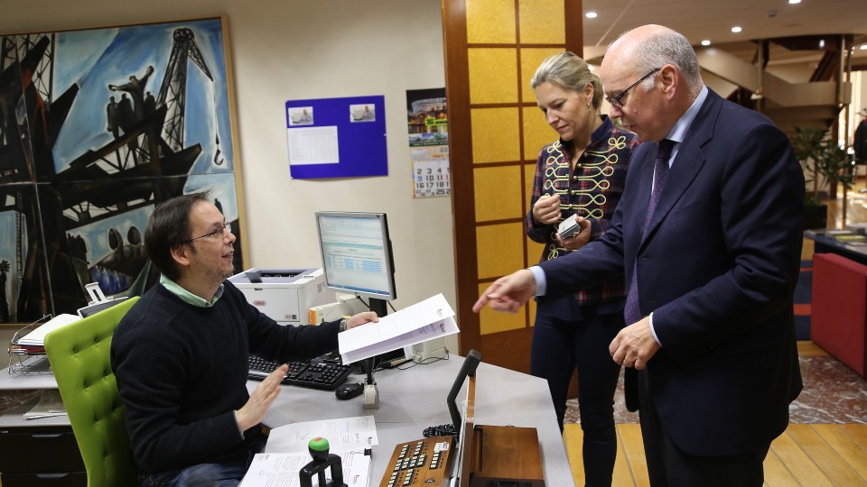 Ana Otadui y Jose Mari Iruarrizaga - Presentación en Juntas Generales de los prespuestos 2018para Bizkaia