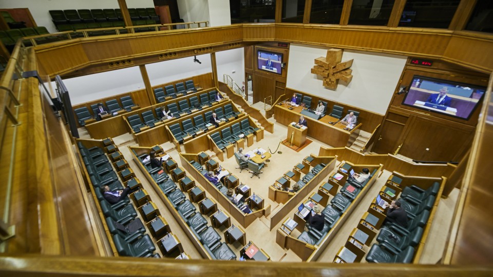 Urkullu Lehendakariaren agerraldia, Jaurlaritzaren lanari buruz azalpenak emateko Covid-19 pandemiaren aurrean