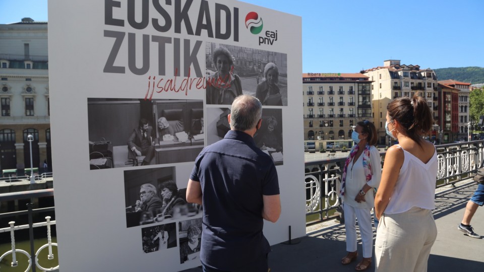 Berdintasunari buruzko ekitaldia. Inmaculada Boneta, Maitane Ipiñazar, Iñigo Urkullu