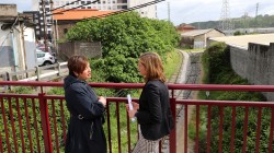 EAJ-PNV-k lau ekimen aurkeztu ditu Barakaldoko tren geltokien segurtasuna eta iresgarritasuna hobetzeko, eta herria urbanistikoki birgaitzeko eaj, pnv, congreso, isabel sánchez robles, amaia d