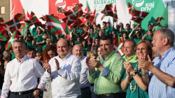 EAJ-PNVk “marea berdea” eskatu du espainiar alderdiei Estatuari egonkortasuna ematen “laguntzeko” eta Euskadiren nazio aitorpena lortzeko