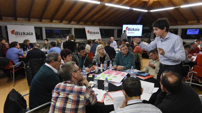 Rementeria escucha en Basauri las propuestas de vecinas y vecinos de Nerbio-Ibaizabal Rementeria escucha en Basauri las propuestas de vecinas y vecinos de Nerbio-Ibaizabal