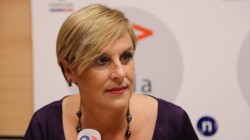 Itxaso Atutxak PPri gogoratu dio akordioa “2017ko aurrekontuetarako baino ez dela”