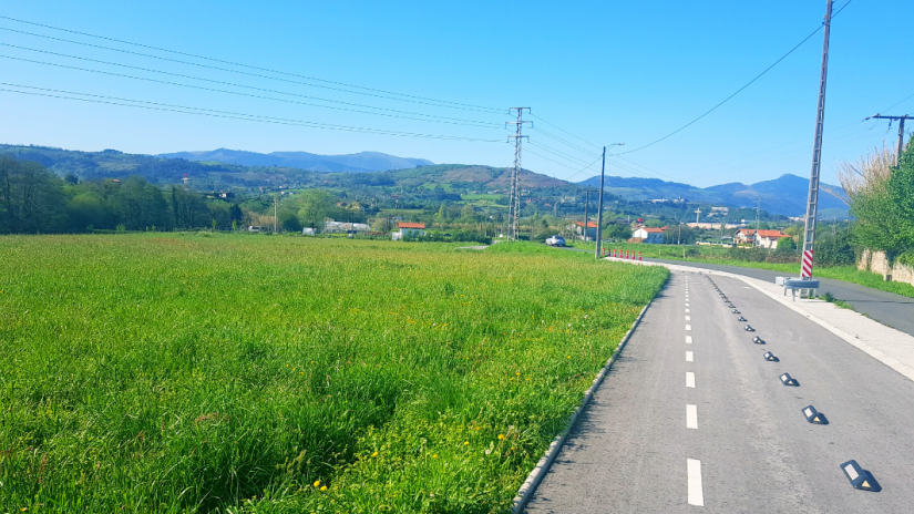 Loiuren bidegorria aurrera doa Loiuren bidegorria aurrera doa