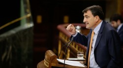 Aitor Esteban EAOak aurrera ateratzen “saiatzearen” alde dago baina Espainiako gobernuari ohartarazi dio lehenagotik hartutako konpromisoak bete beharko direla eta kontuek `Euskal Agendaren´ eskakizun berriak jaso beharko dituztela