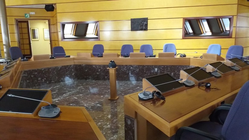 EAJ-PNVk eta PSE-EEk oposizioko taldeei deitoratu diete Batzar Nagusietako batzarren funtzionamendua blokeatzen saiatu izana EAJ-PNVk eta PSE-EEk oposizioko taldeei deitoratu diete Batzar Nagusietako batzarren funtzionamendua blokeatzen saiatu izana