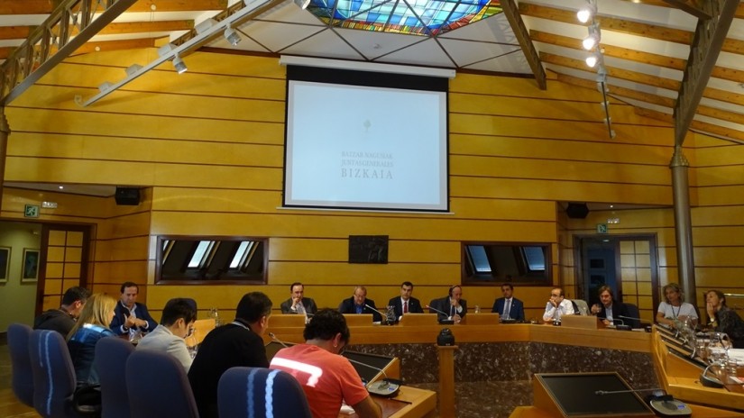 Aldundiak Bizkaiko mugikortasun iraunkorra eta garraio publikoaren etengabeko hobekuntza sustatuko ditu Aldundiak Bizkaiko mugikortasun iraunkorra eta garraio publikoaren etengabeko hobekuntza sustatuko ditu