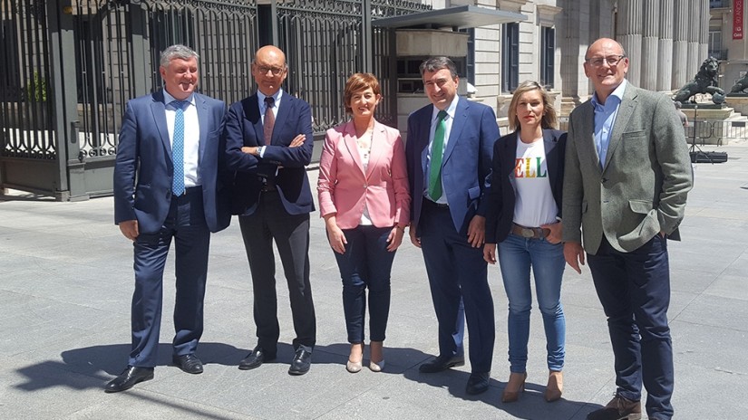 EAJ-PNVk, Ganberako hainbat alderdirekin batera, Errege Etxearen jardunari buruzko Ikerketa Batzordea eratzea eskatu du EAJ-PNVk, Ganberako hainbat alderdirekin batera, Errege Etxearen jardunari buruzko Ikerketa Batzordea eratzea eskatu du