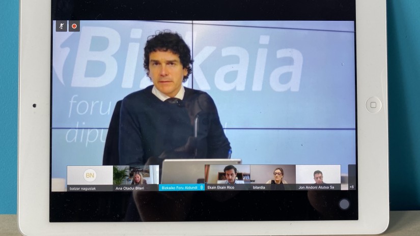 Unai Rementeriak iragarri du Foru Aldundia eta Eusko Jaurlaritzako Osasun saila protokolo bat aztertzen ari direla adineko pertsonen isolamendua egokitzeko eta bizi-kalitatea berreskuratzeko Unai Rementeriak iragarri du Foru Aldundia eta Eusko Jaurlaritzako Osasun saila protokolo bat aztertzen ari direla adineko pertsonen isolamendua egokitzeko eta bizi-kalitatea berreskuratzeko