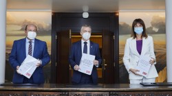 “Akordio honek ibilbide-orri bat ematen dio Jaurlaritzari, pandemiari aurre egiteko eta Herri hau berreraikitzeko: hori da Euskadik behar duena”