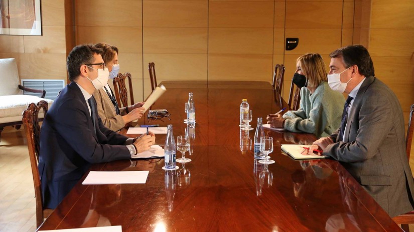 El Grupo Vasco y el Gobierno español se emplazan a un diálogo para intercambiar propuestas en respuesta a la guerra El Grupo Vasco y el Gobierno español se emplazan a un diálogo para intercambiar propuestas en respuesta a la guerra